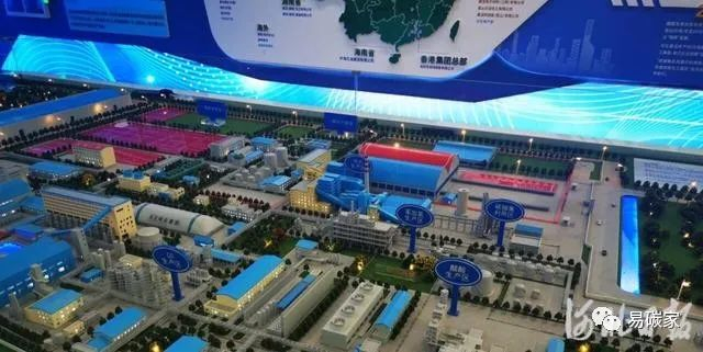 拍摄于8月16日的河北建滔厂区沙盘。河北日报客户端记者周聪聪摄