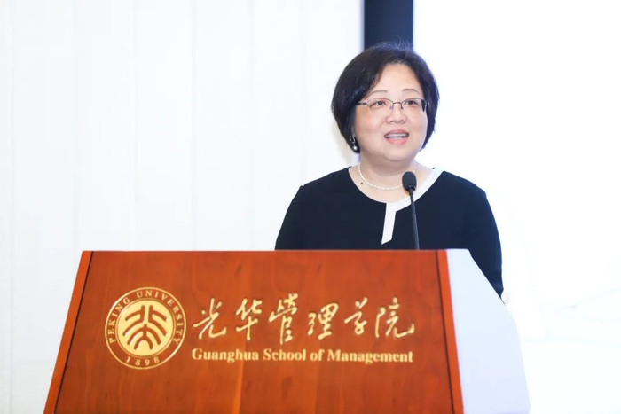 王铁民教授现场主持