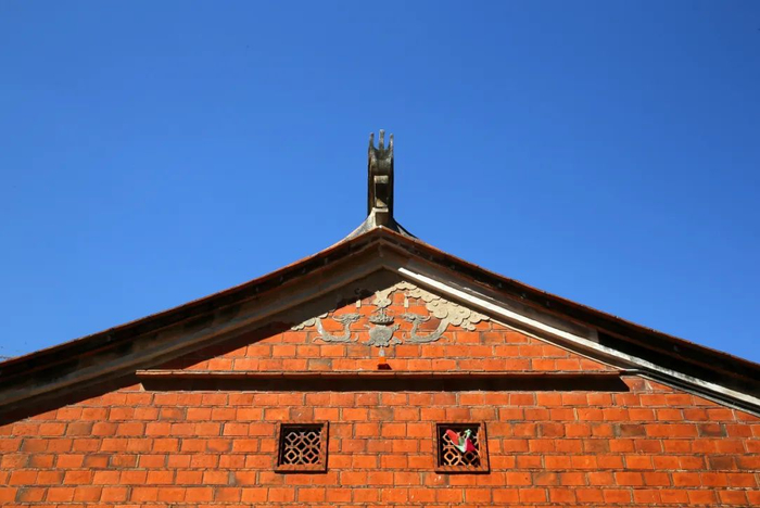 蔡氏古民居的燕尾脊（陈起拓 摄）