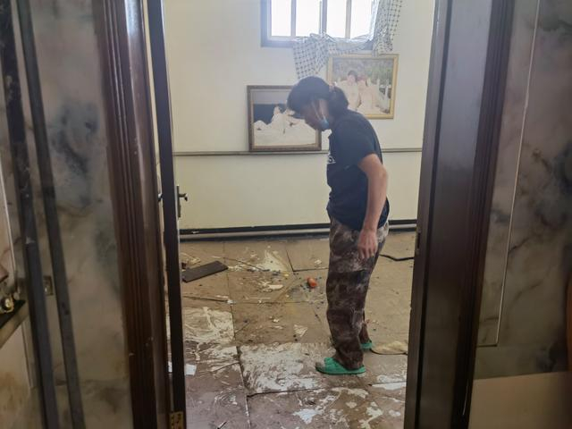 9月1日，李进英在家里。新京报记者 周怀宗 摄