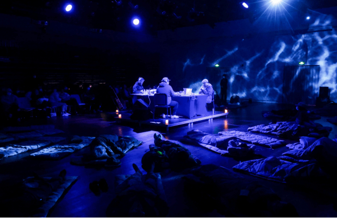 “Sound Blanc白”音乐现场，上海凯迪拉克音乐厅，2023，图片由厂牌提供。