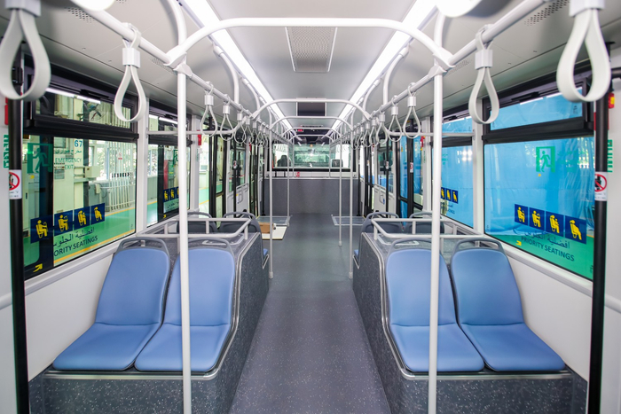 这是宇通客车出口沙特的机场摆渡车车辆内部（受访者供图）。