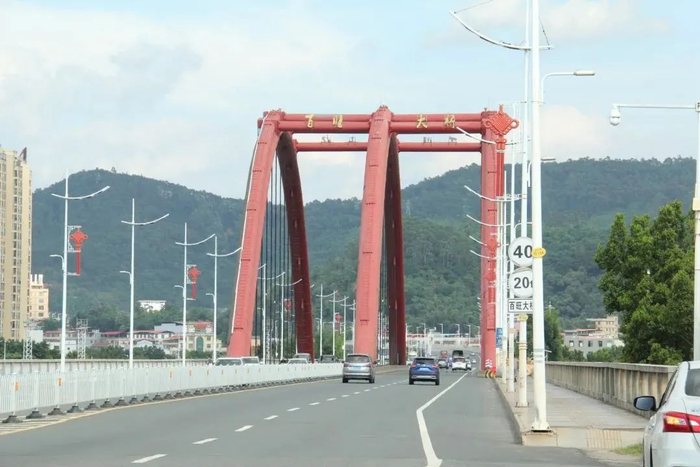 百旺大桥。曾卓 摄