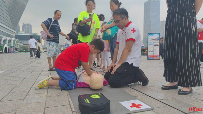 ▲学习心肺复苏