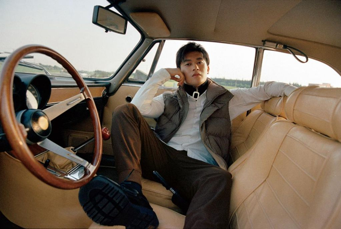 中国首位F1车手、lululemon品牌大使周冠宇演绎ABC™男裤系列