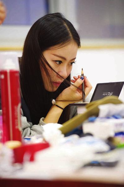 近年来，国货彩妆越来越受欢迎。（资料图）