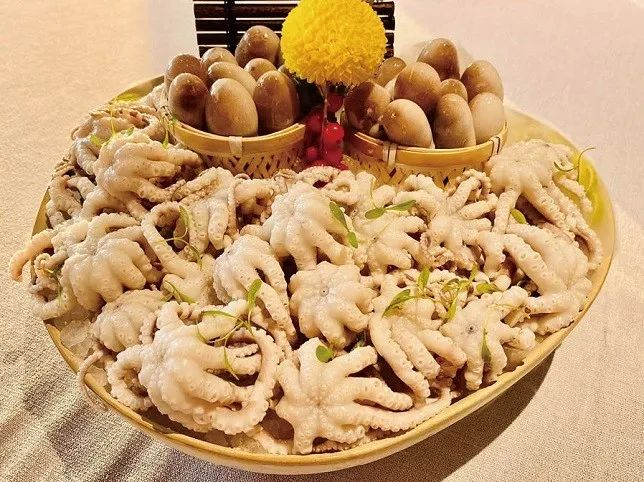 冰镇三门脆望潮。摄影/沈嘉禄