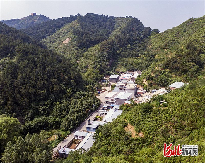 9月6日拍摄的花楼沟村。