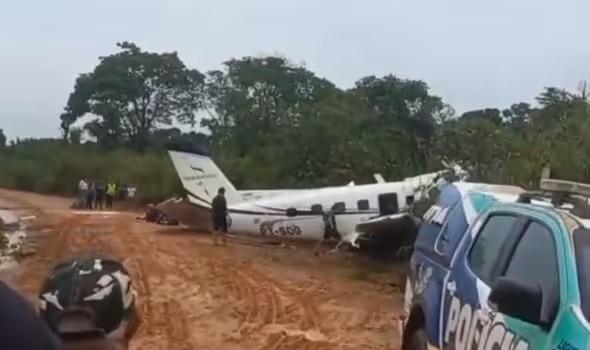 外媒：一架飞机在巴西亚马孙坠毁，造成14人死亡