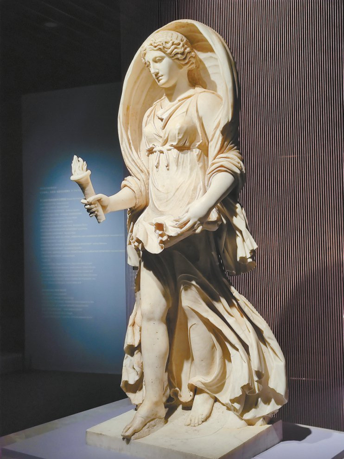 光明女神黛安娜 王猛 摄