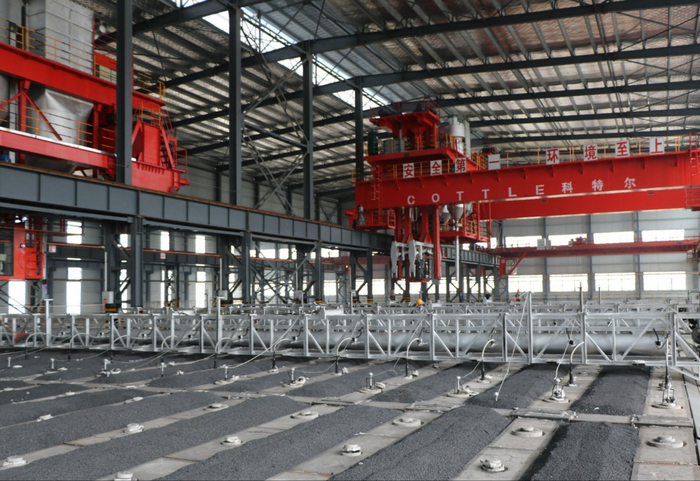 贵州路兴碳素新材料有限公司焙烧车间。段源兴 摄