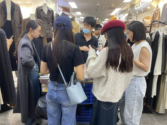 图源：时代财经摄