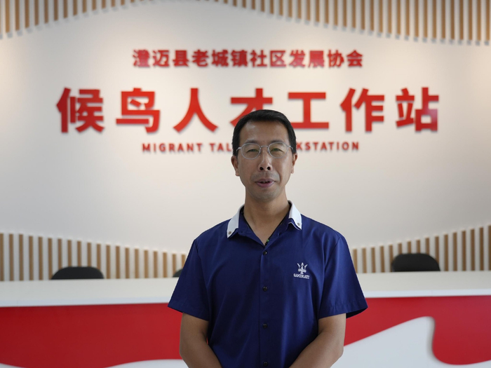 儿童文学作家赵长发。记者 王洪旭 摄