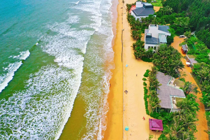 △16公里黄金海岸。郭龙碧 摄