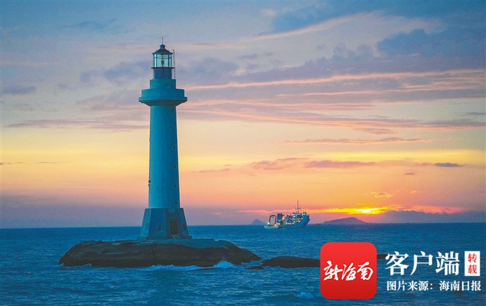 　　三亚大小洞天景区海景。海南日报记者 王程龙 摄