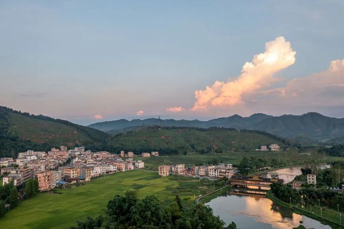 △一江两岸景观带。廖文奕 摄