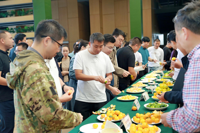 四川陶然柑桔新品种研究有限公司与"实建褚橙"总经理李亚鑫创立的云南
