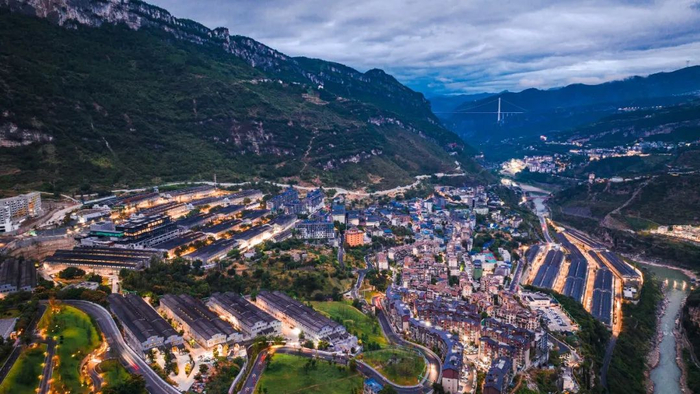 △厂中有镇，镇中有厂，郎酒庄园处处有特色