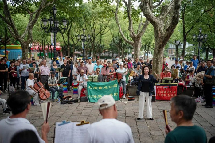 上海鲁迅公园86乐队合唱团