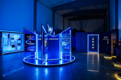 慕赫承袭六大风格基因，携手国内外跨领域设计师共述传奇