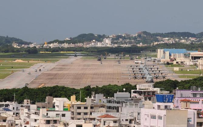 这是2010年5月19日拍摄的驻日美军普天间基地。