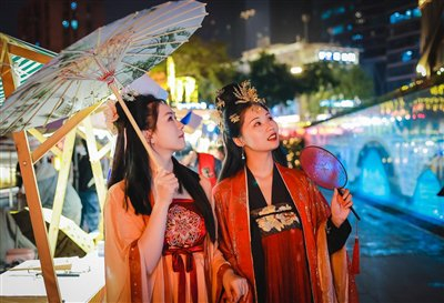 夜游锦江