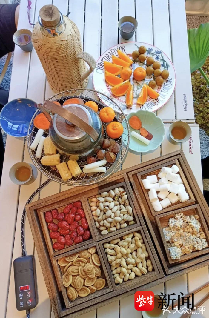 社交平台上的“围炉煮茶”
