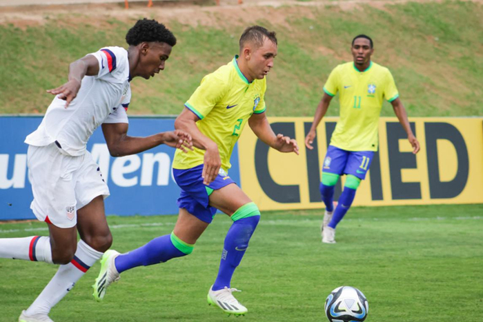 巴西和美国U17国家队备战世少赛友谊赛