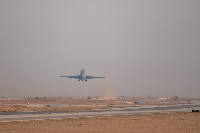 10月5日,最后的KC-10起飞离开苏尔坦亲王空军基地 图片来源:美国空军
