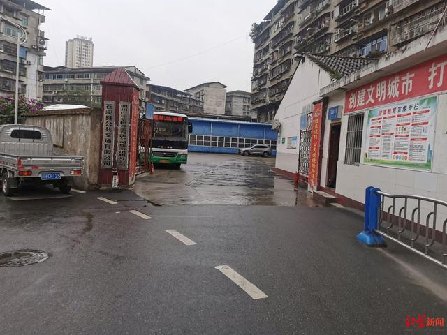 ▲出租车所在公司。红星新闻记者 汤小均 摄