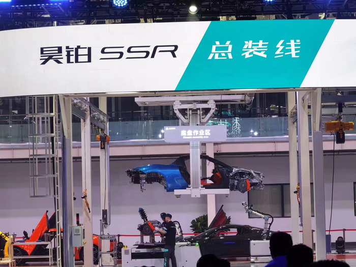 昊铂SSR总装线。时代财经 摄