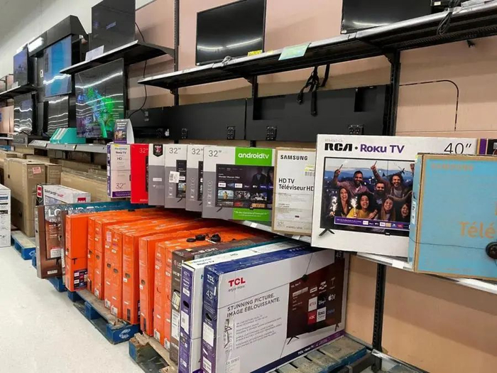 图注：北美BESTBUY超市在“黑色星期五”大促各品牌电视