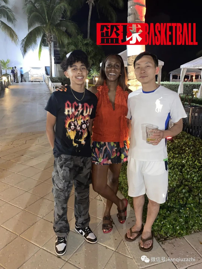 图片来自《篮球》杂志