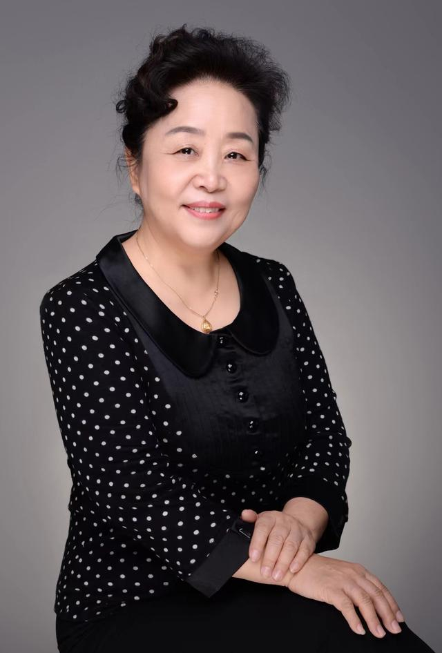 中国生命关怀协会理事、河北中医药大学教授邸淑珍。受访者供图
