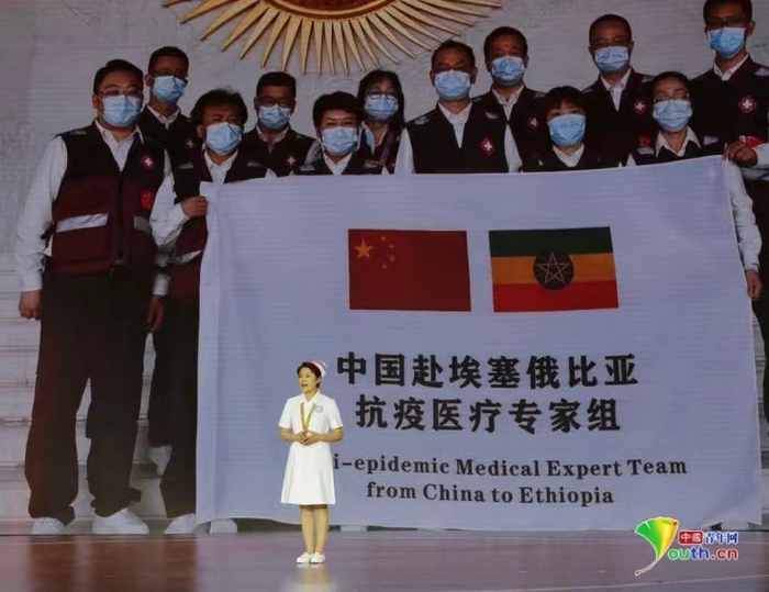 “2023“把青春华章写在祖国大地上”大思政课网络主题宣传和互动引导活动现场，蒋艳正在作分享。中国青年网记者　李华锡　摄