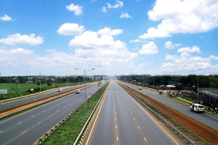 ▲肯尼亚锡卡公路