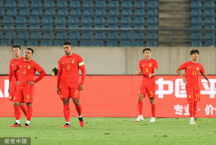 中国队技不如人，神情失落