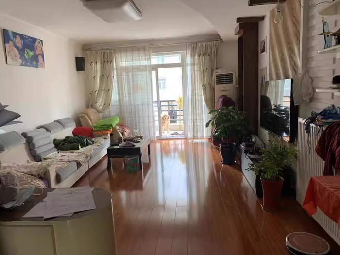 图片来源：阿里拍卖