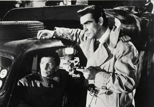 ⬆️007肖恩康纳利也是他们家的拥趸