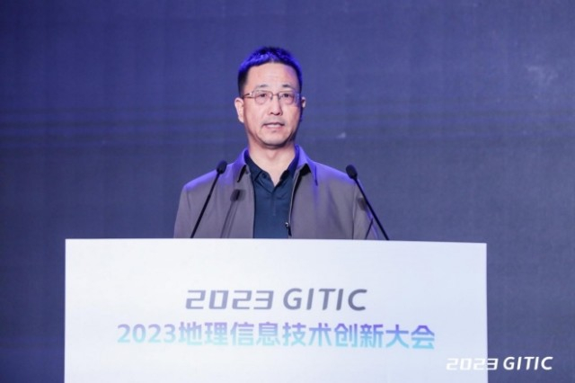 吴洪涛总工程师作应用报告
