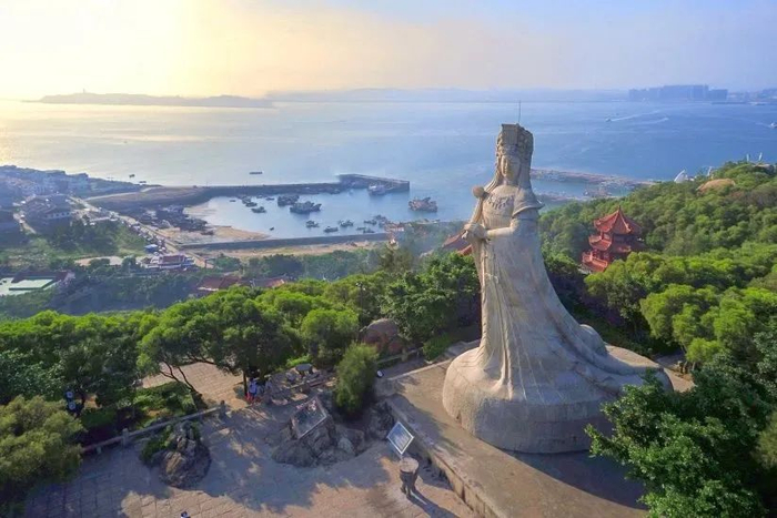 湄洲岛妈祖像.蔡昊 摄