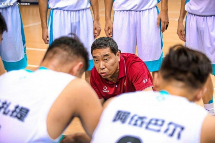  图5 2021年张衡老师临场指挥
