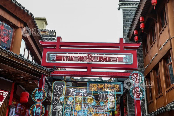 大江网/大江新闻客户端 舒言诚 摄