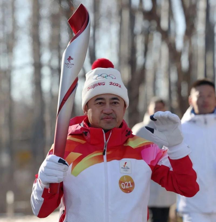 安踏创始人丁世忠/图源：安踏