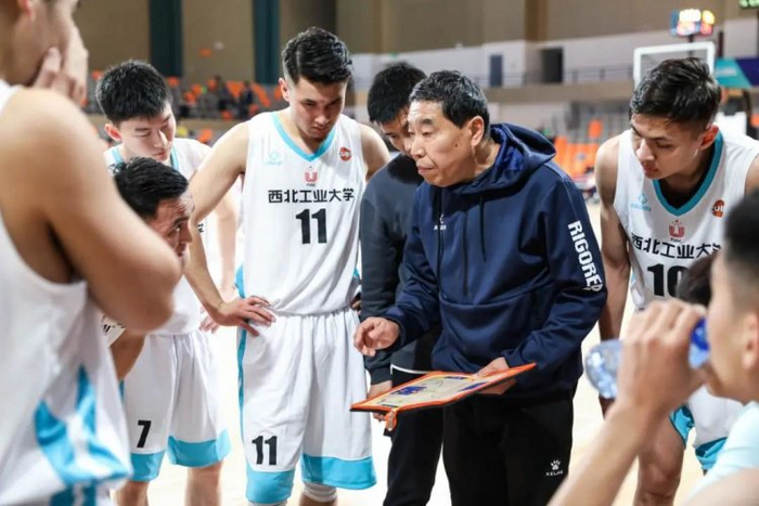 图7  2021年张衡老师临场指挥