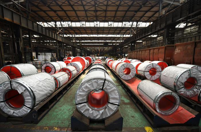 　　这是在河钢集团塞尔维亚斯梅戴雷沃钢厂拍摄的成品钢卷（2023年5月5日摄）。新华社记者 任鹏飞 摄