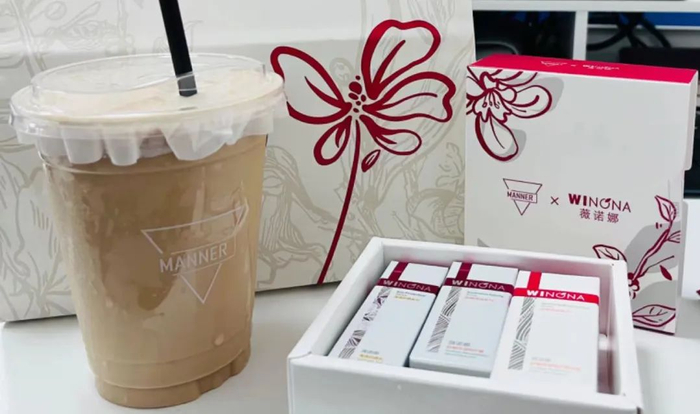 薇诺娜联名礼盒 左宇摄