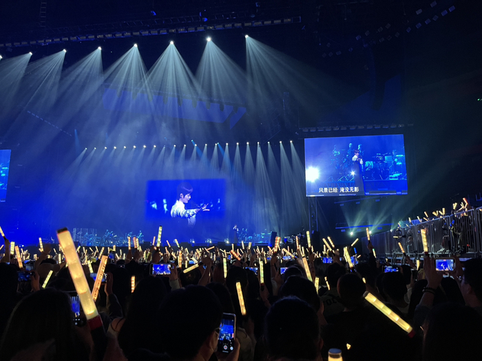 李宇春重庆演唱会现场。受访者供图