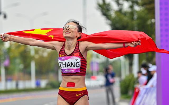 张德顺已经达标巴黎奥运会。  资料图/新华社