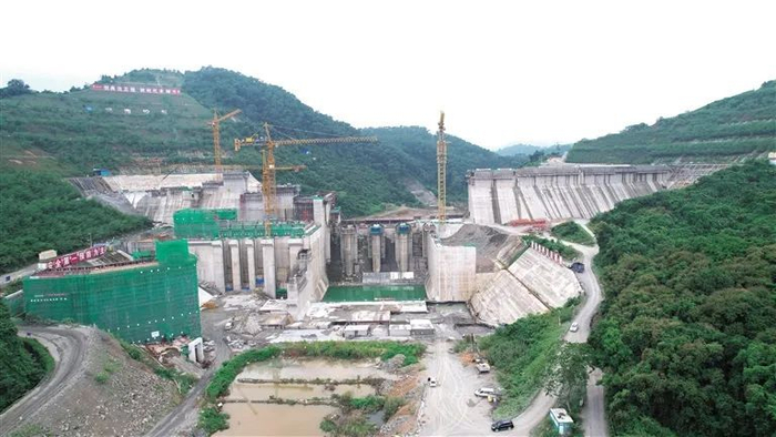 迈湾水利枢纽工程首仓封顶。郑开旭 摄